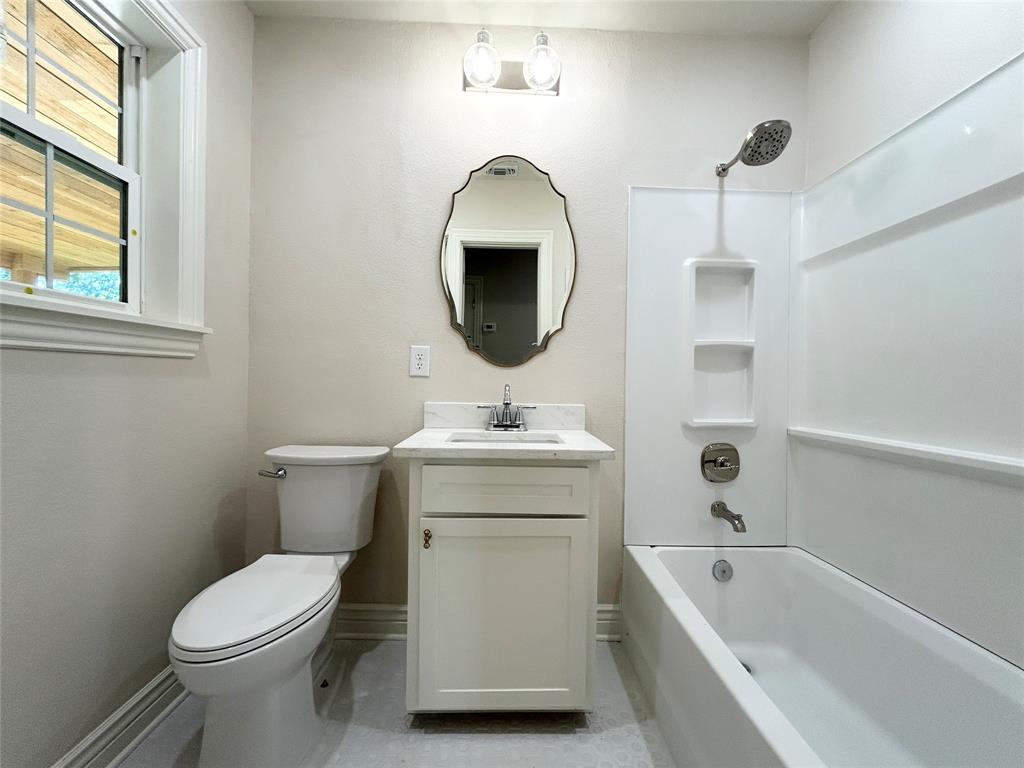 118 Kyle Street Property Photo 11