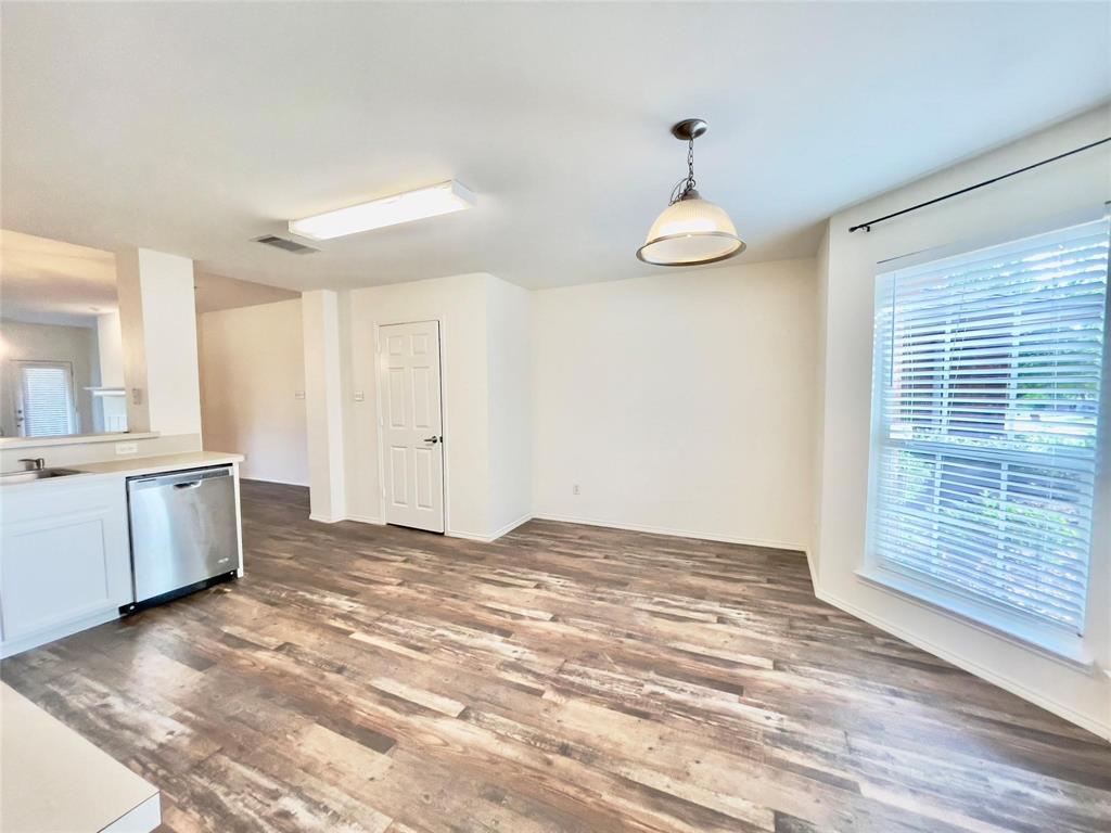 9117 Bastille Way Property Photo 5