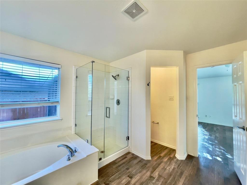 9117 Bastille Way Property Photo 10