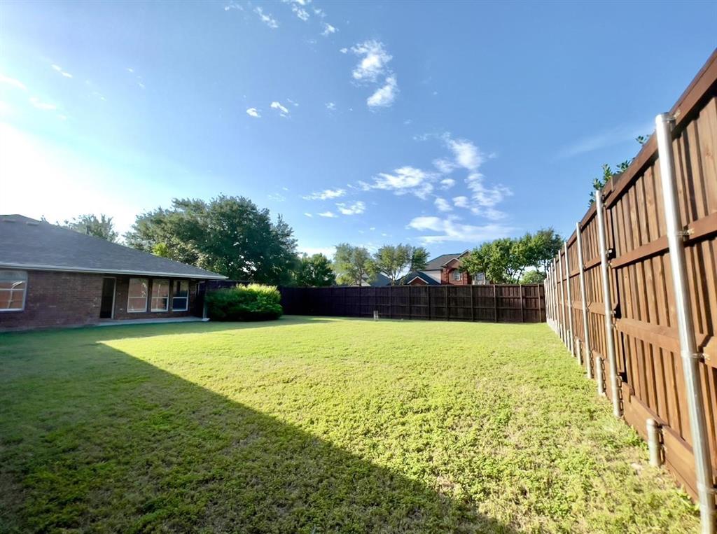 9117 Bastille Way Property Photo 17