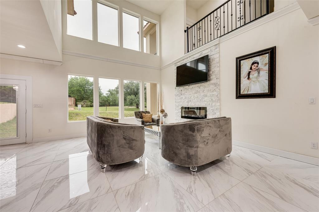 7725 Lakeview Circle Property Photo 11