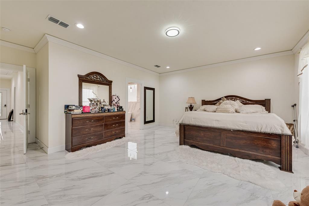 7725 Lakeview Circle Property Photo 16