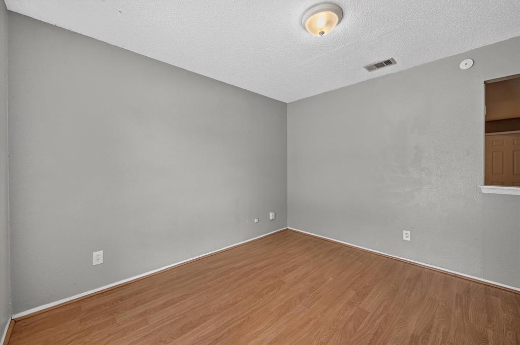 1123 Venus Street Property Photo 7