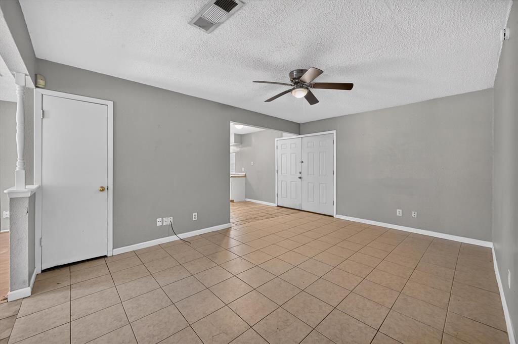 1123 Venus Street Property Photo 9