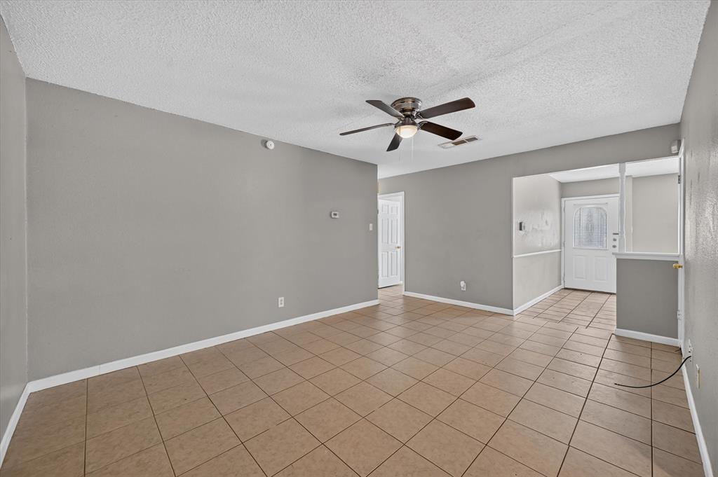 1123 Venus Street Property Photo 12