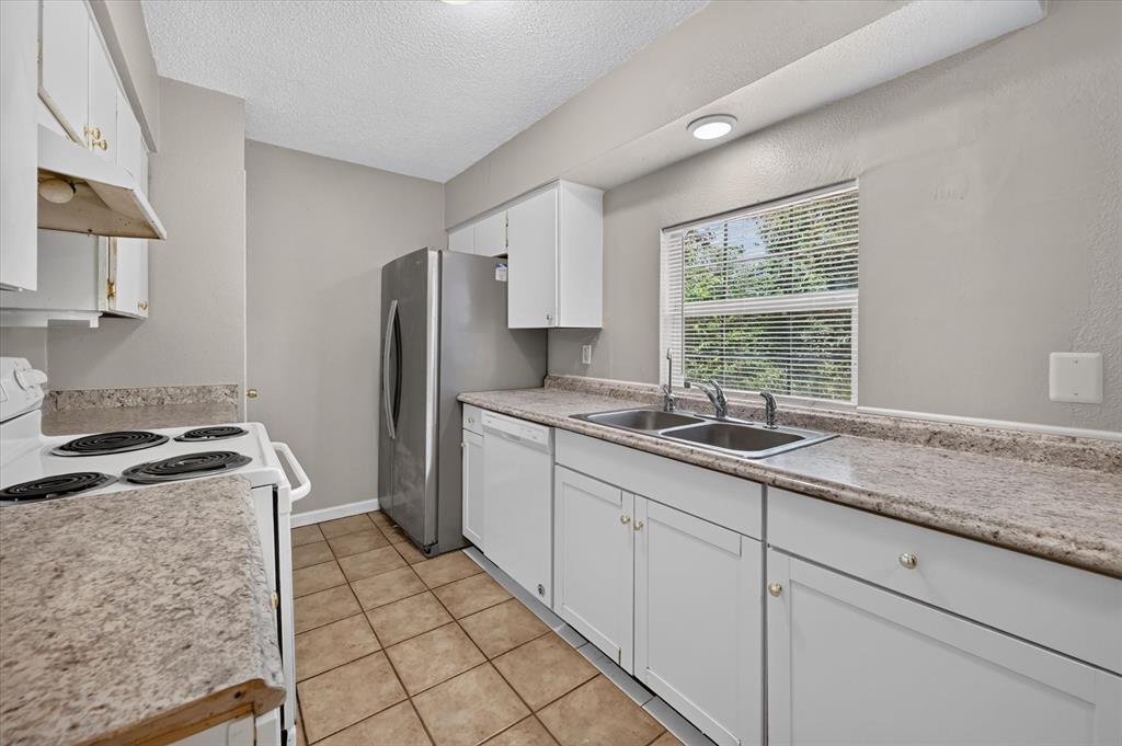 1123 Venus Street Property Photo 14