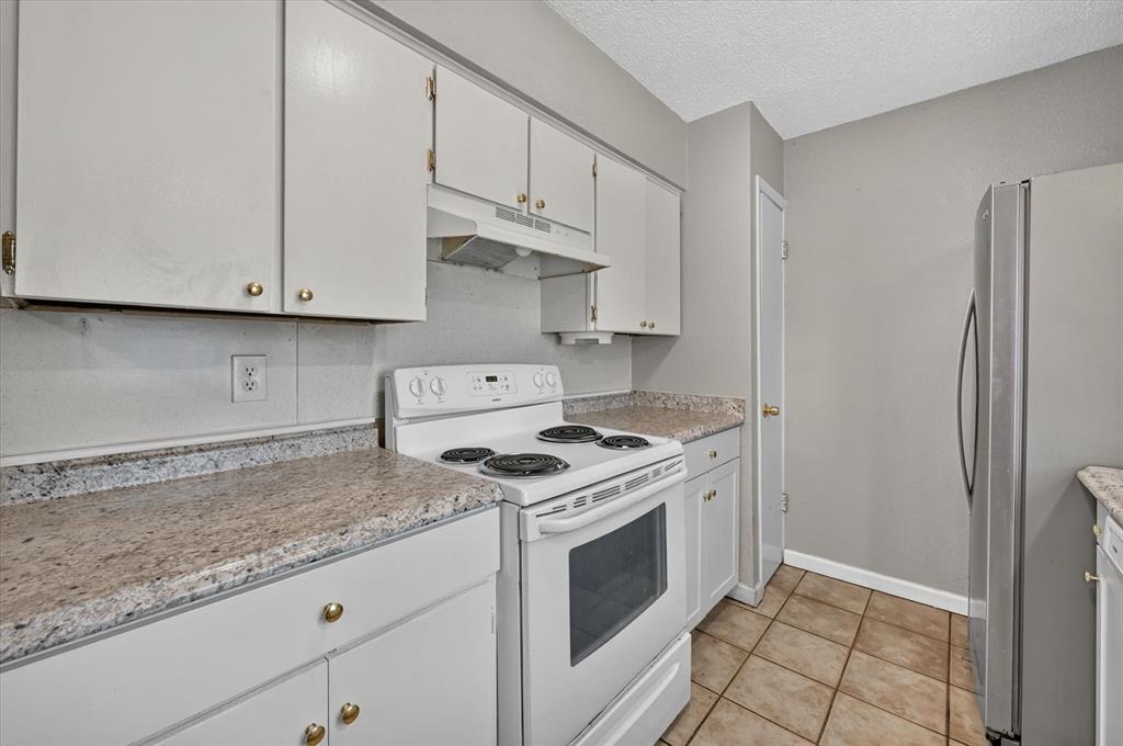 1123 Venus Street Property Photo 15