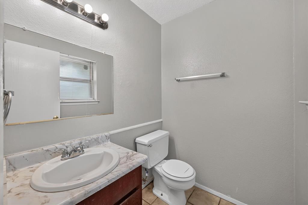 1123 Venus Street Property Photo 18