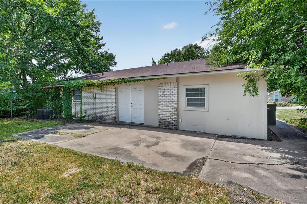 1123 Venus Street Property Photo 25