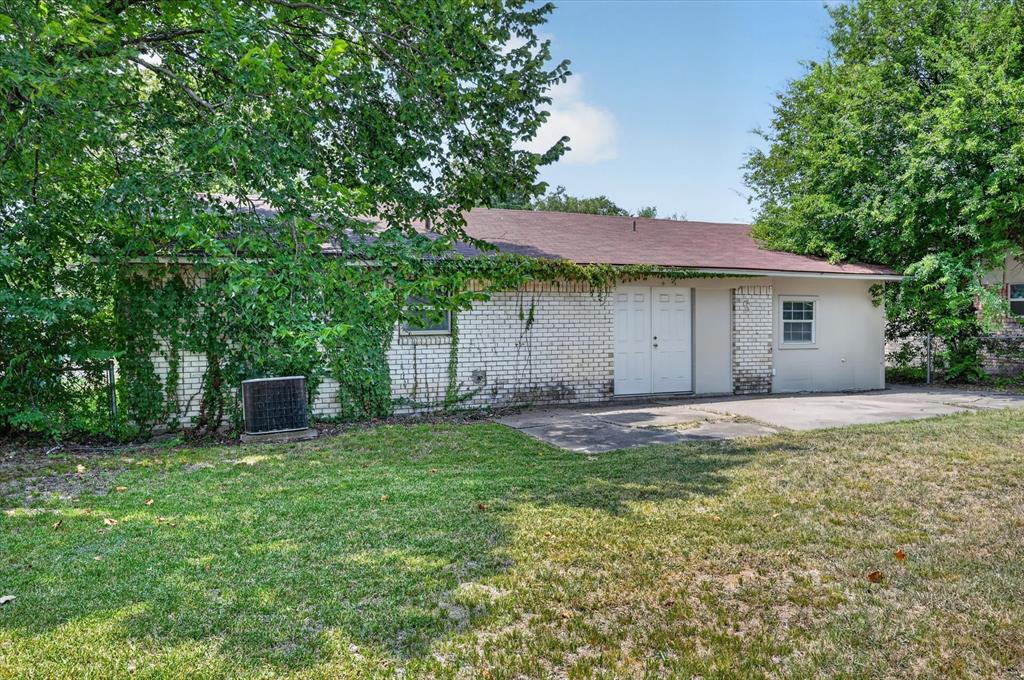 1123 Venus Street Property Photo 27