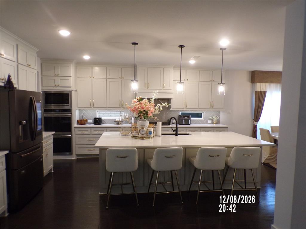 9620 Westchester Property Photo 7