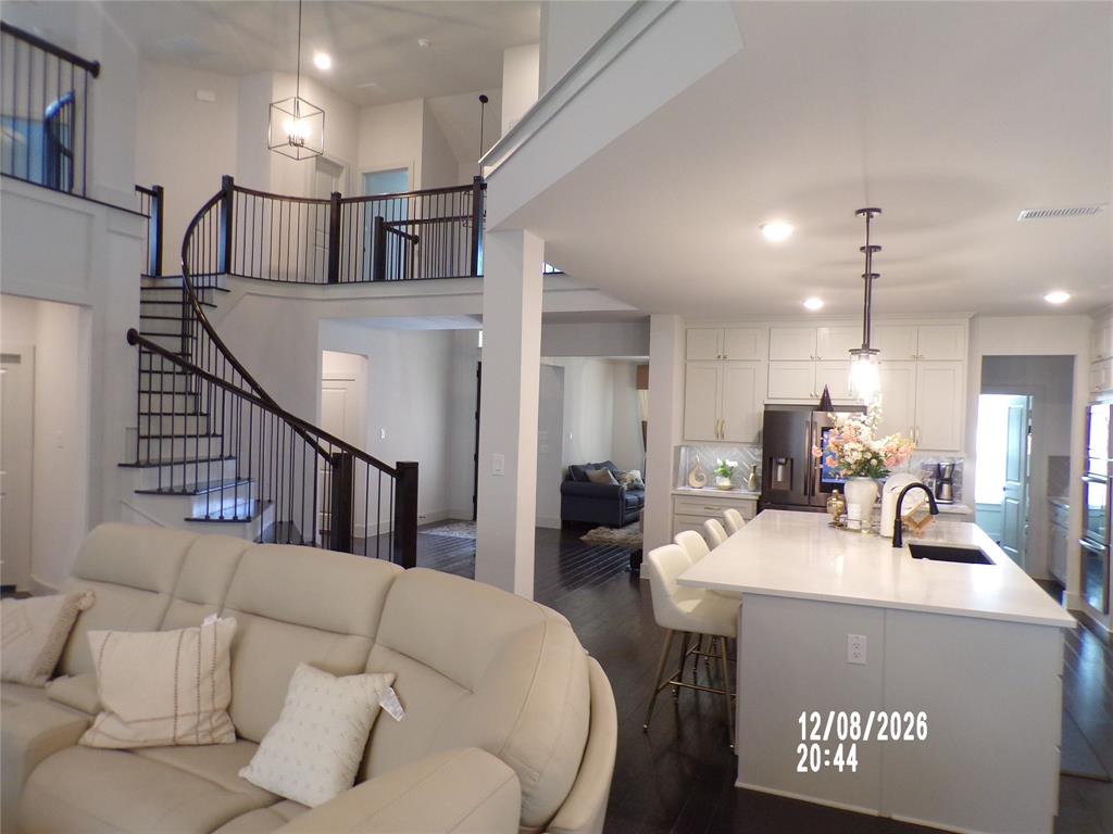 9620 Westchester Property Photo 12