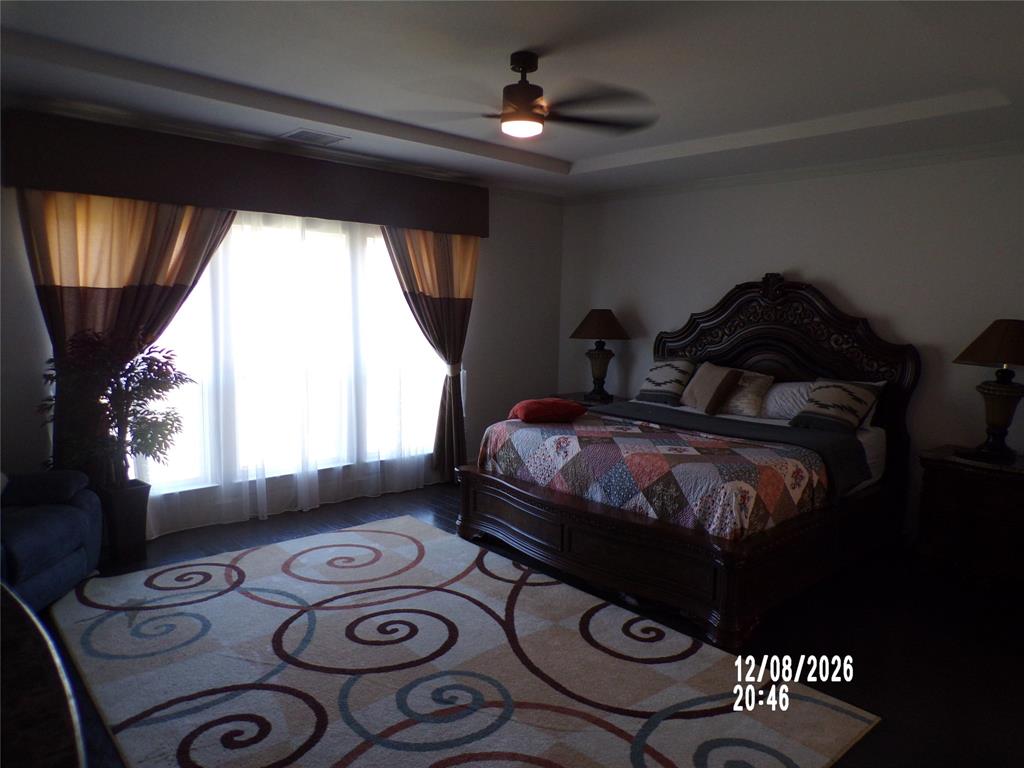 9620 Westchester Property Photo 14