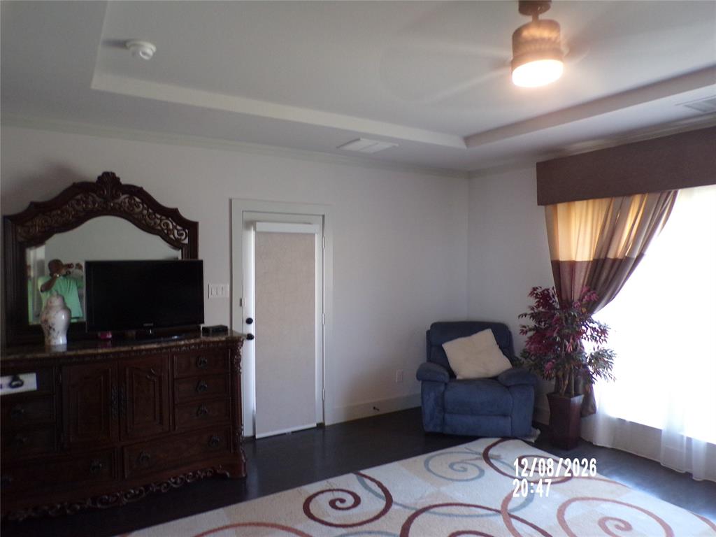 9620 Westchester Property Photo 16