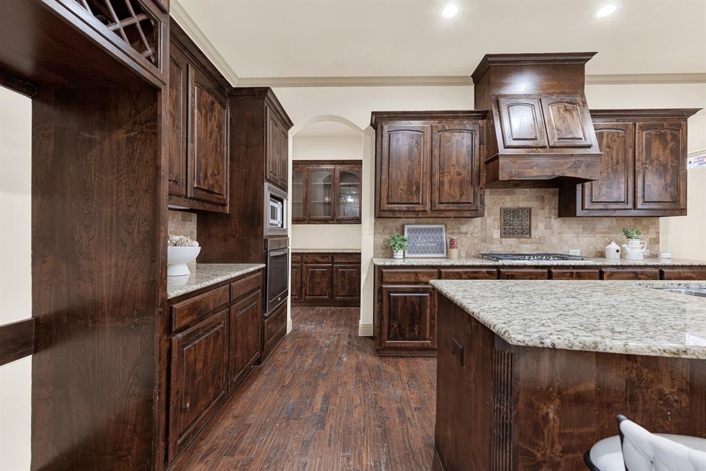 7013 Brook Forest Circle Property Photo 32