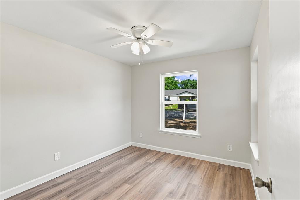 2730 Ridgewood Street Property Photo 20