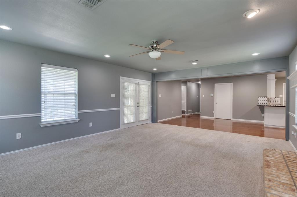 6980 Cox Lane Property Photo 6