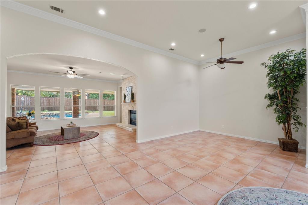 2508 Russwood Drive Property Photo 7