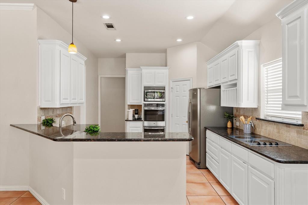 2508 Russwood Drive Property Photo 16