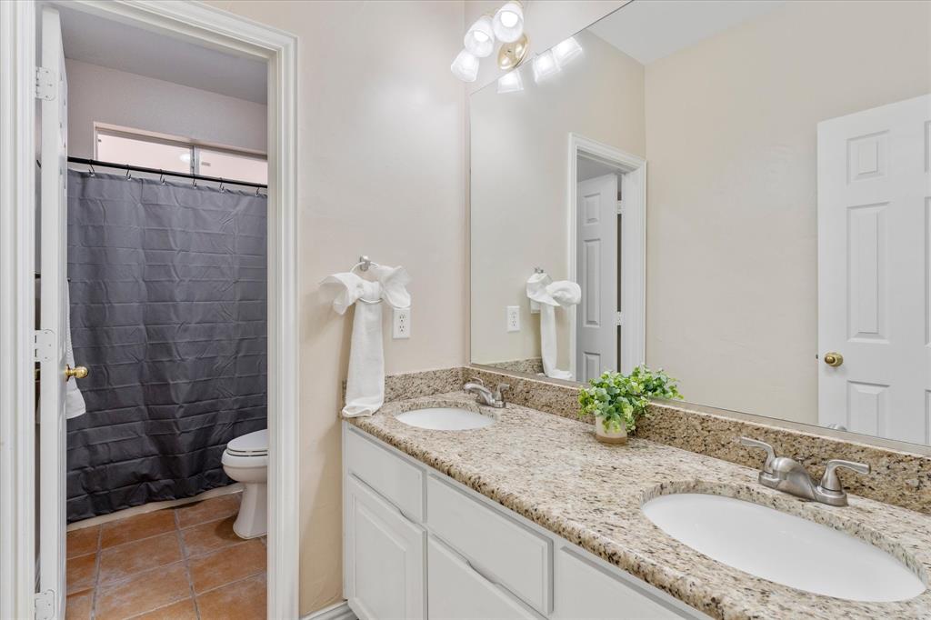 2508 Russwood Drive Property Photo 28