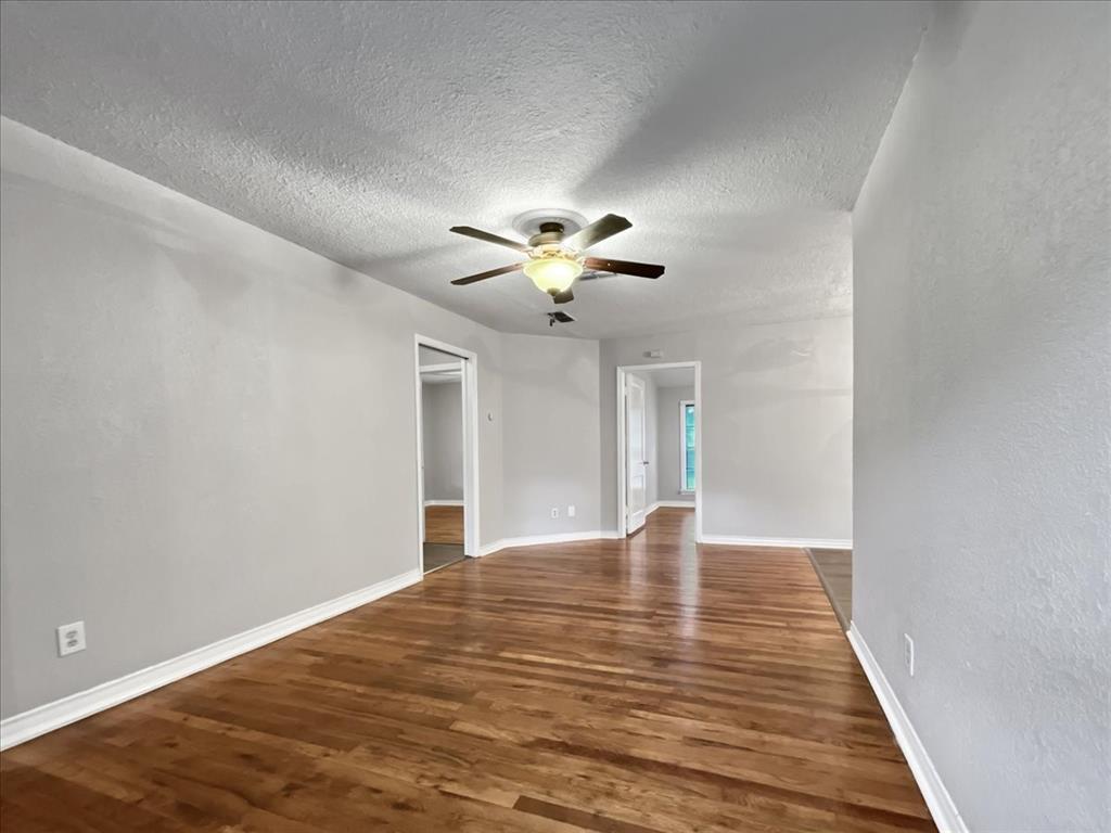 4929 Donnelly Avenue Property Photo 3