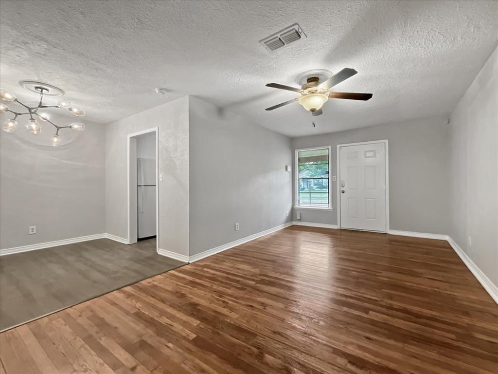 4929 Donnelly Avenue Property Photo 5