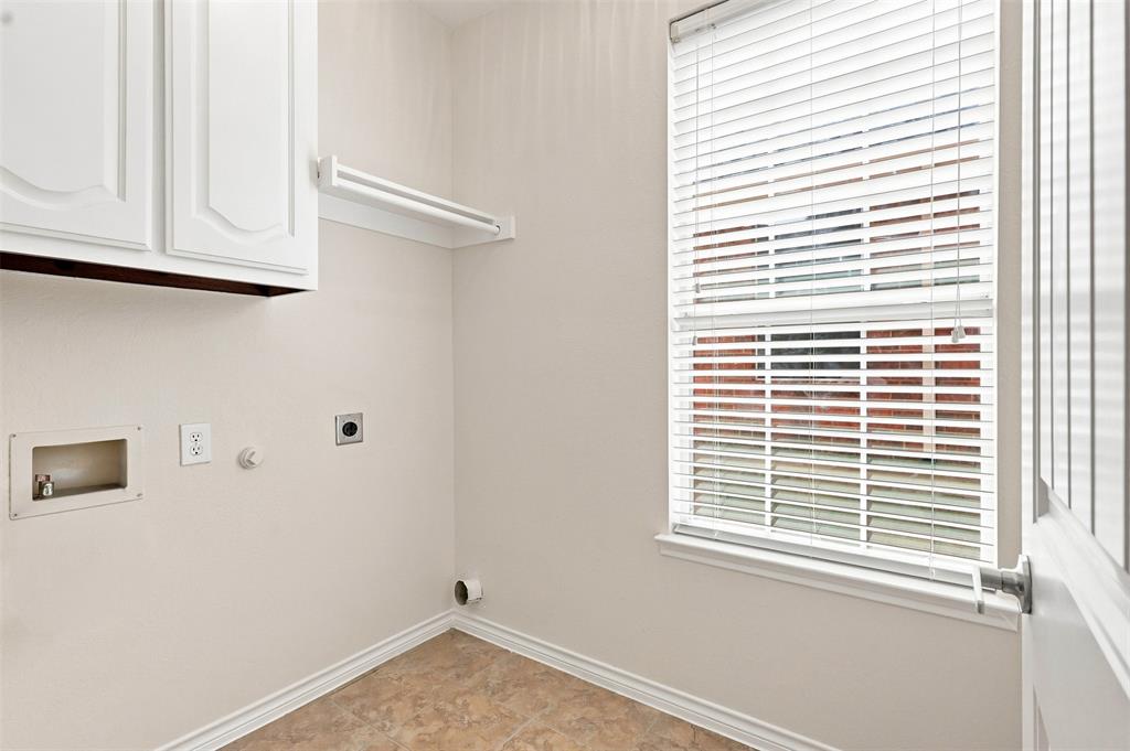 7801 Loma Alta Trail Property Photo 24