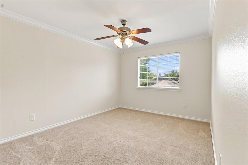 7801 Loma Alta Trail Property Photo 32