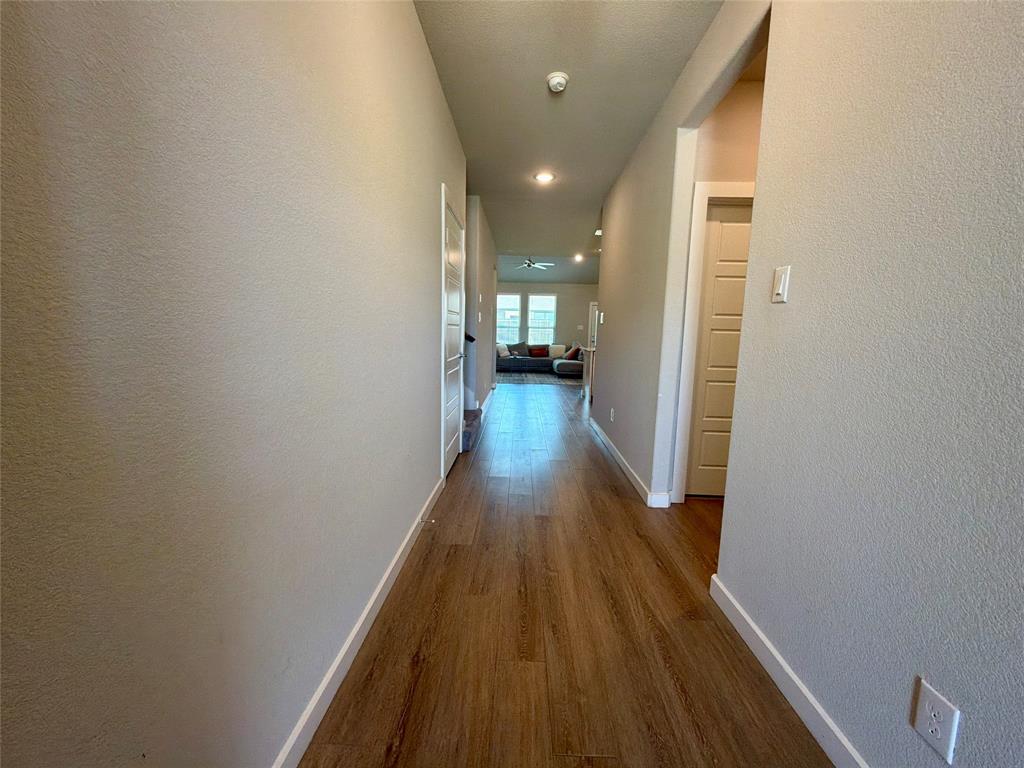 2417 Mankato Drive Property Photo 5