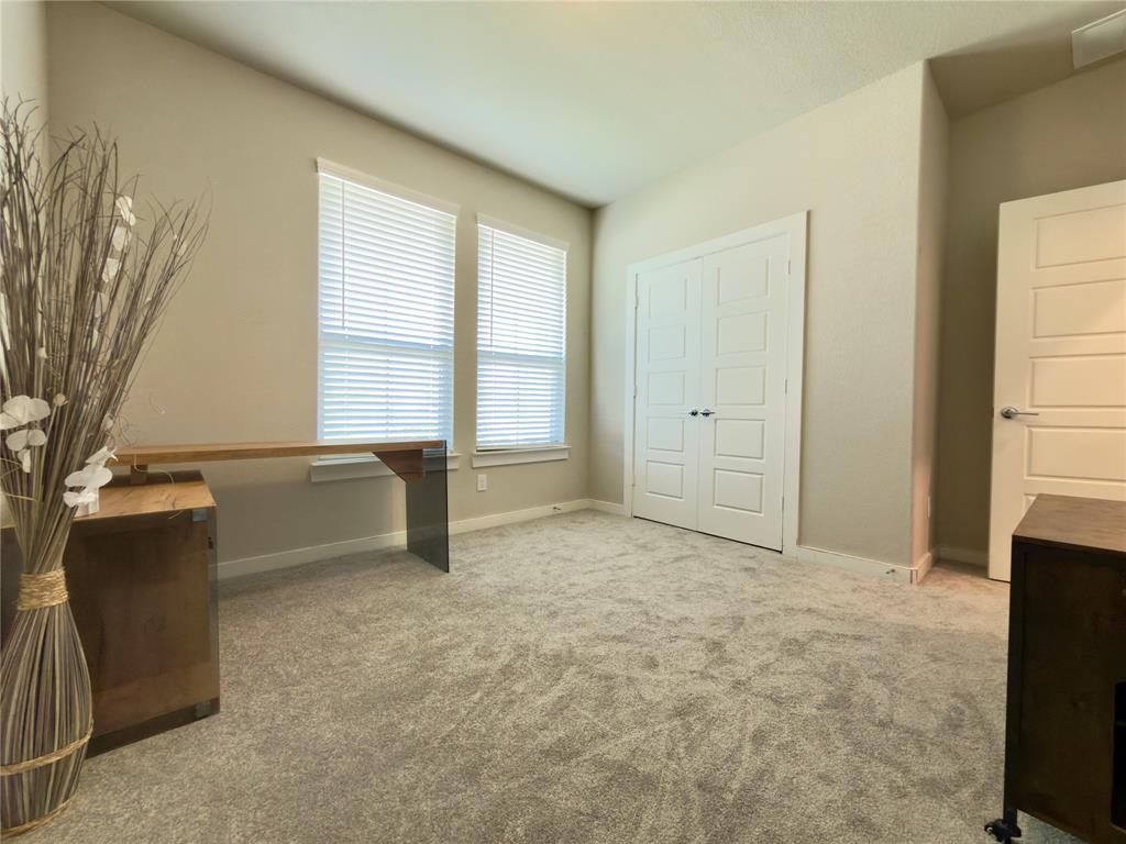 2417 Mankato Drive Property Photo 17