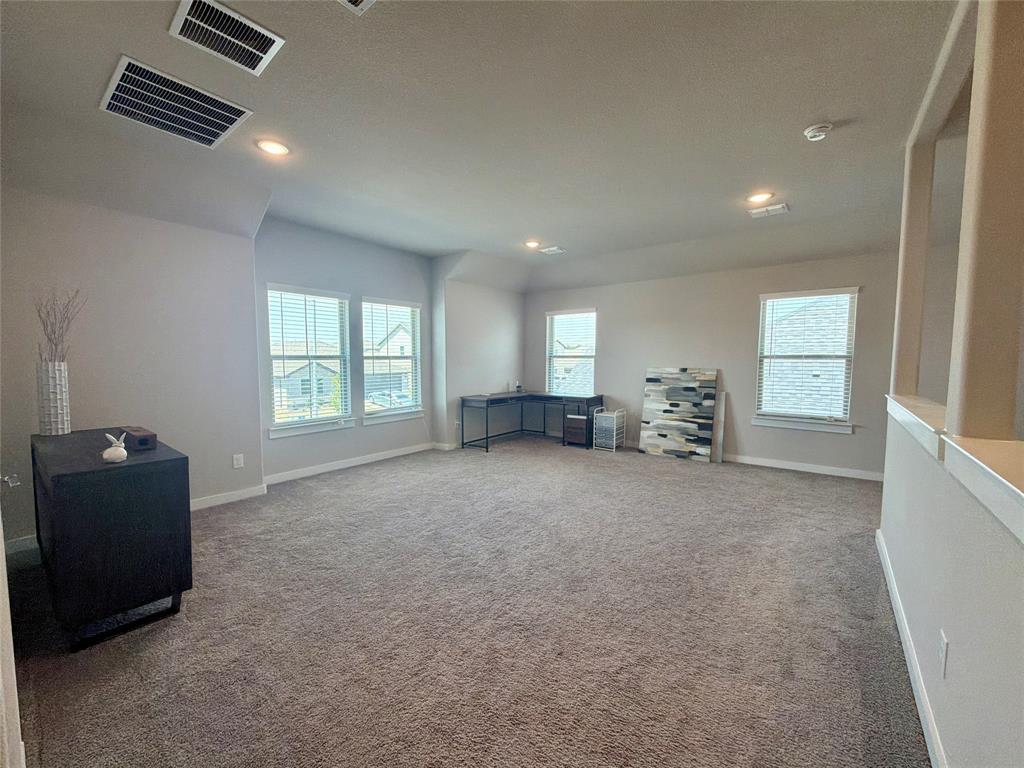 2417 Mankato Drive Property Photo 21