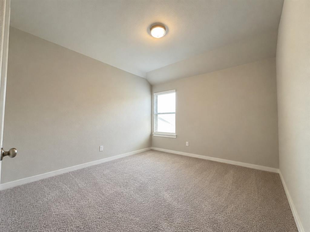2417 Mankato Drive Property Photo 26