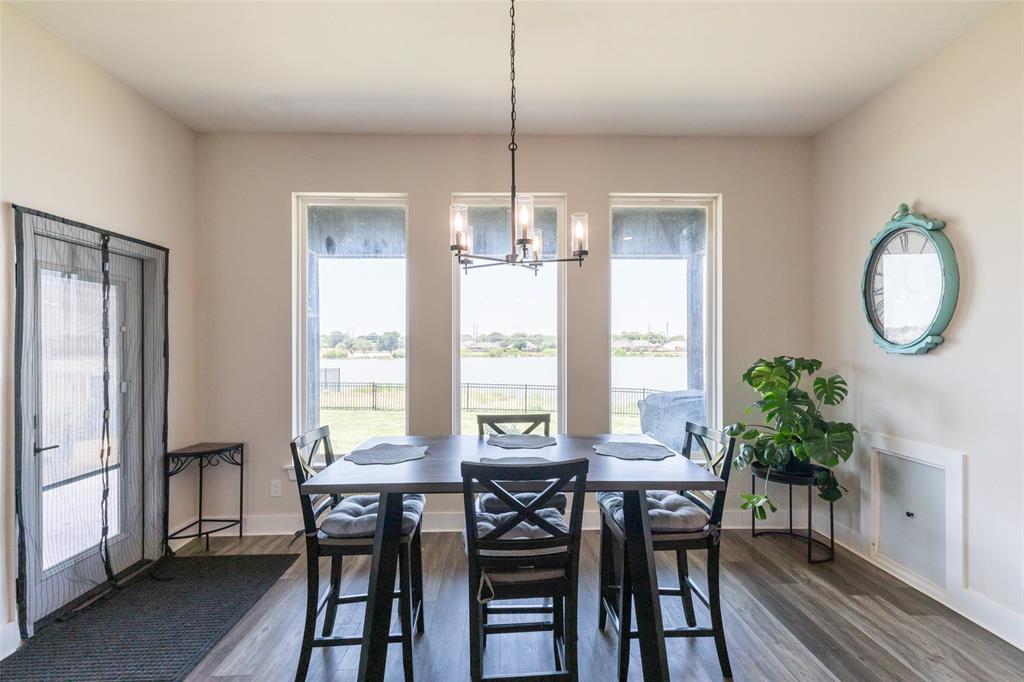 1766 Urban Avenue Property Photo 11
