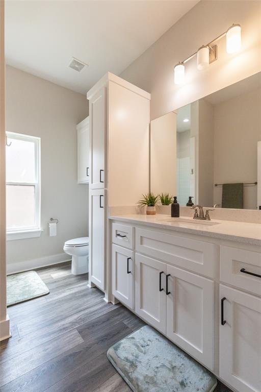 1766 Urban Avenue Property Photo 17