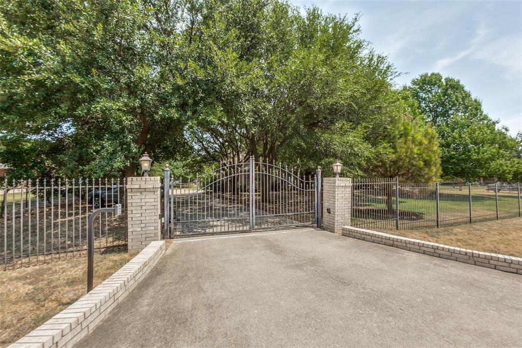 4306 Willow Ridge Drive Property Photo 1