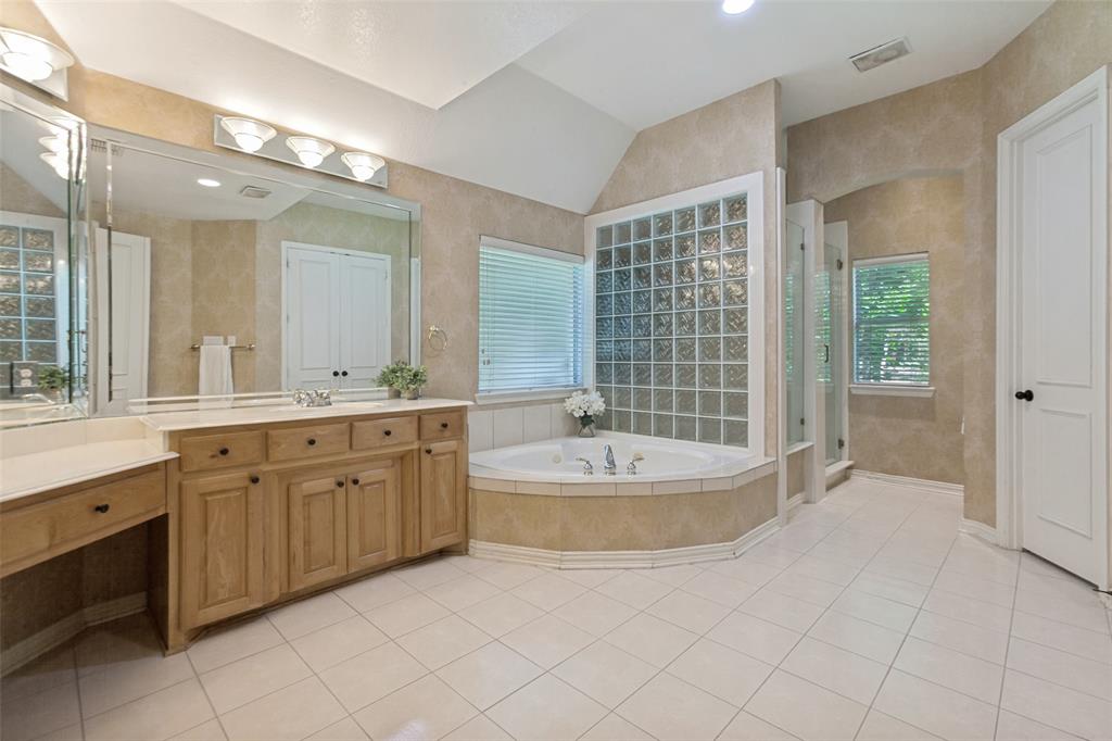 4306 Willow Ridge Drive Property Photo 16