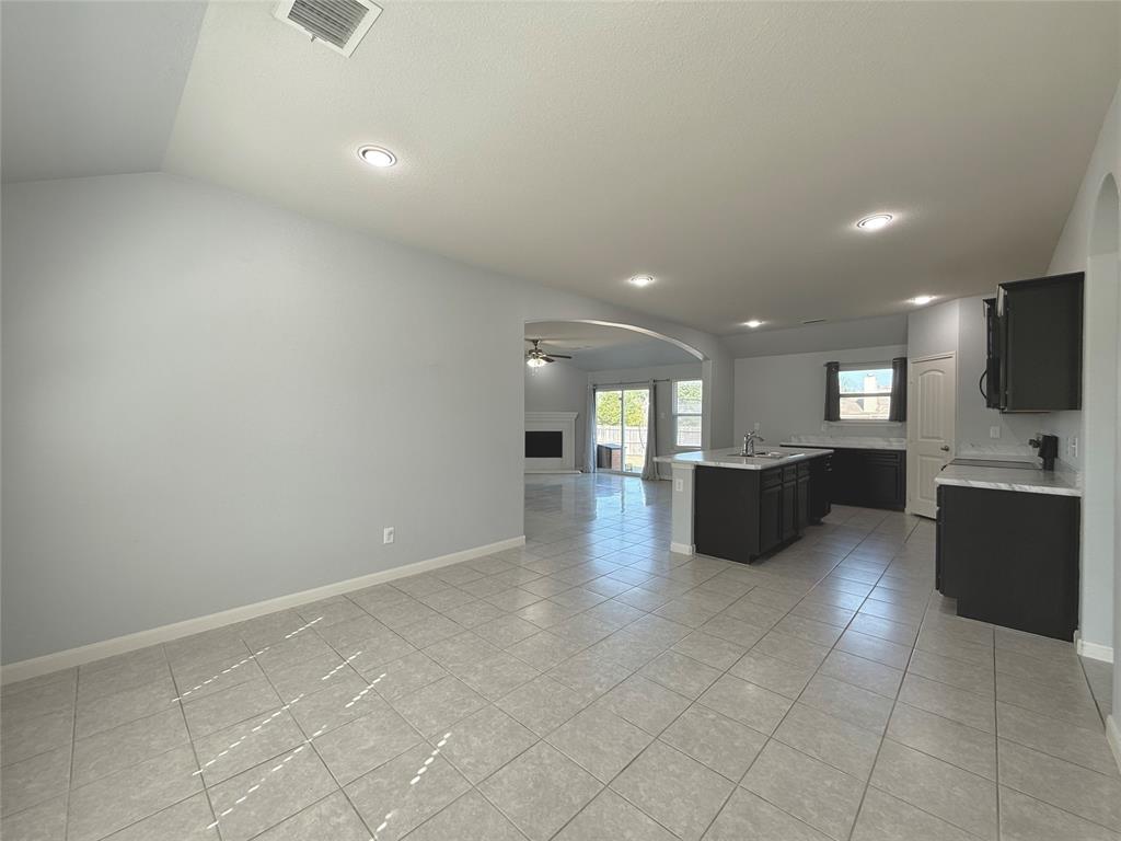 2126 Candace Drive Property Photo 6