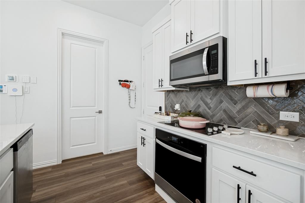 7536 Laburnam Road Property Photo 15
