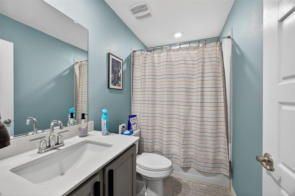 10201 Torch Light Lane Property Photo 25