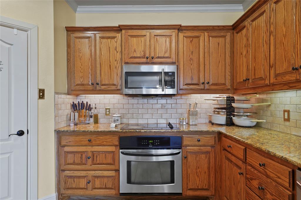 5132 Southpoint Drive Property Photo 4
