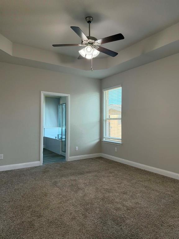 1033 Almond Street Property Photo 13