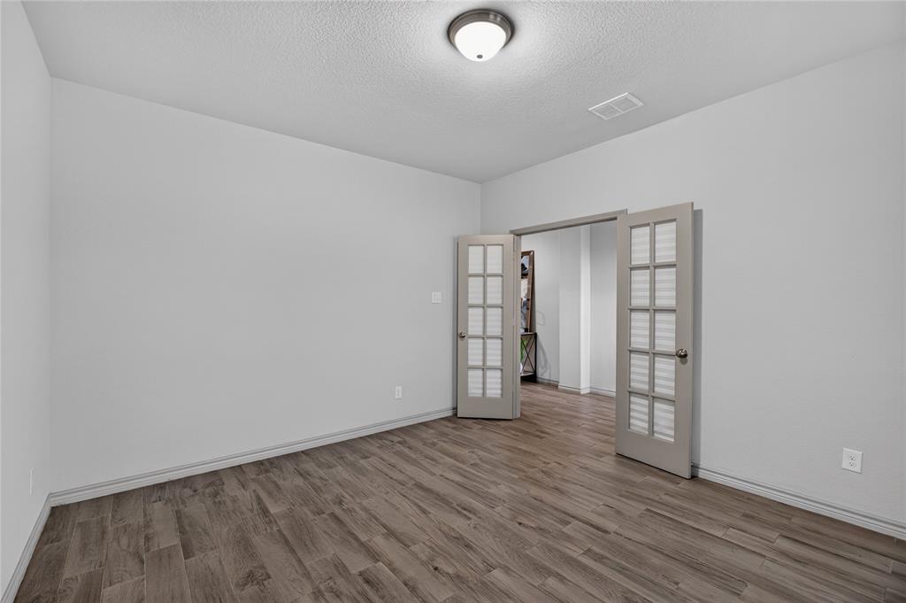 8209 Spruce Meadows Drive Property Photo 5