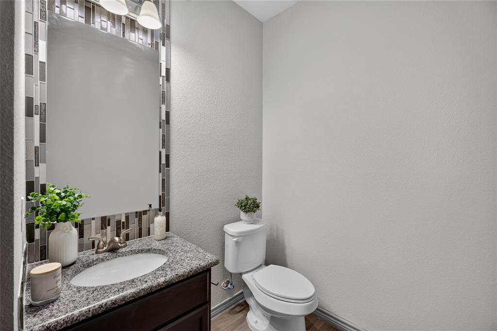 8209 Spruce Meadows Drive Property Photo 6