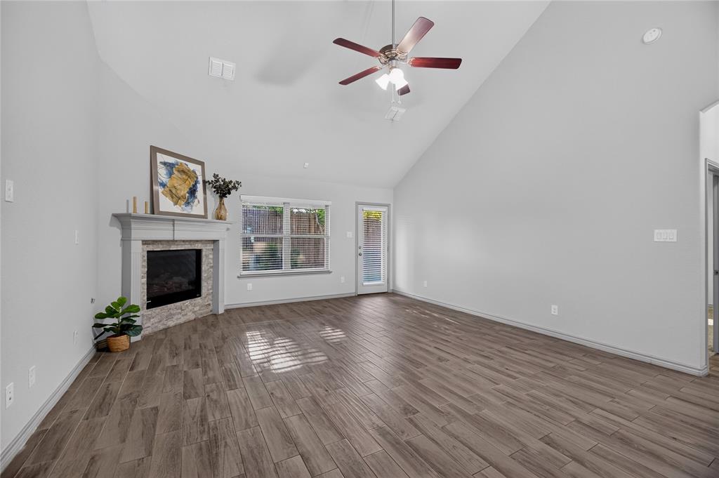 8209 Spruce Meadows Drive Property Photo 17