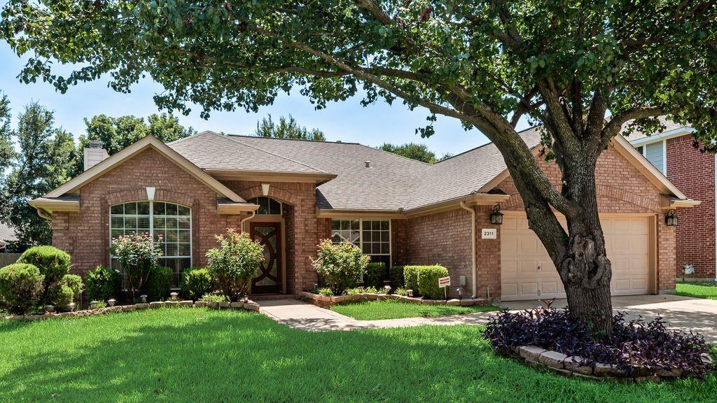 2311 Forest Park Circle Property Photo 1