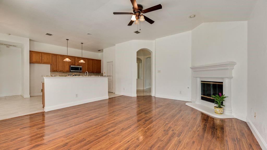 2311 Forest Park Circle Property Photo 6