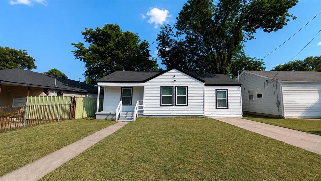2126 Marfa Avenue Property Photo 2