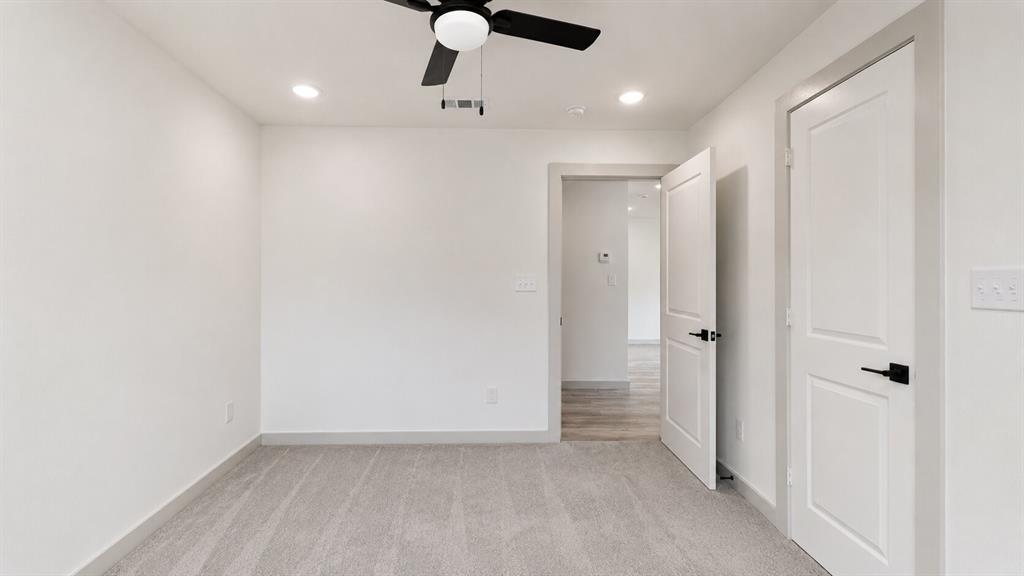 2126 Marfa Avenue Property Photo 12