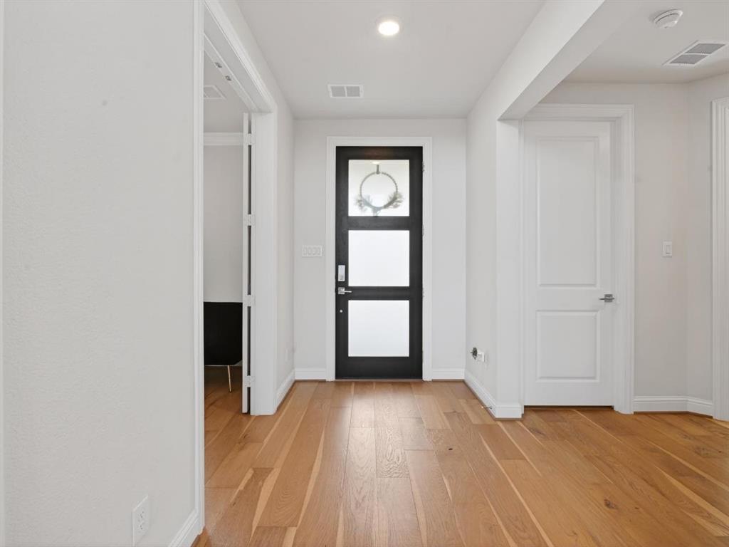 3040 Sunfish Street Property Photo 5