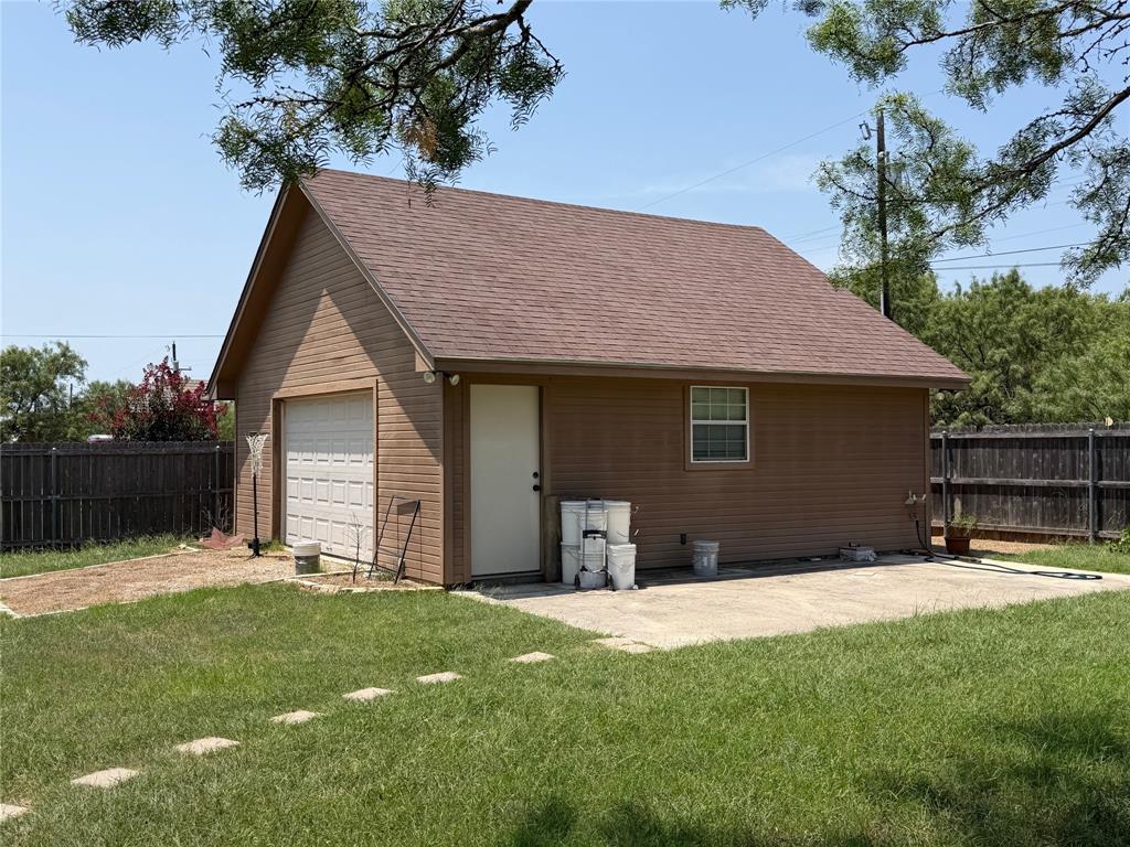 313 E River Oaks Road Property Photo 30
